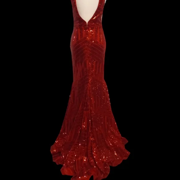 Glamorous Red Sequin Shiny V-Neck Mermaid Maxi Dress - Picture 3 of 13